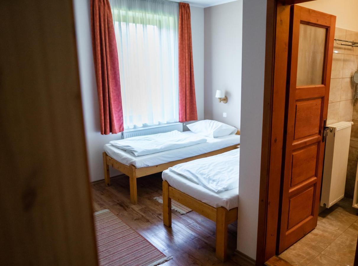 Anna Panzio Hotel Dunavarsany Bagian luar foto