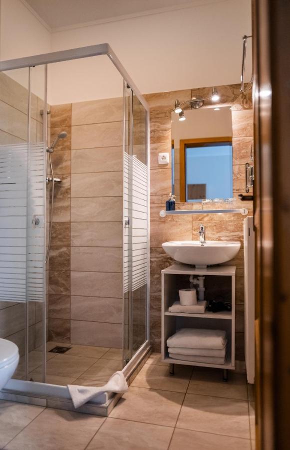 Anna Panzio Hotel Dunavarsany Bagian luar foto