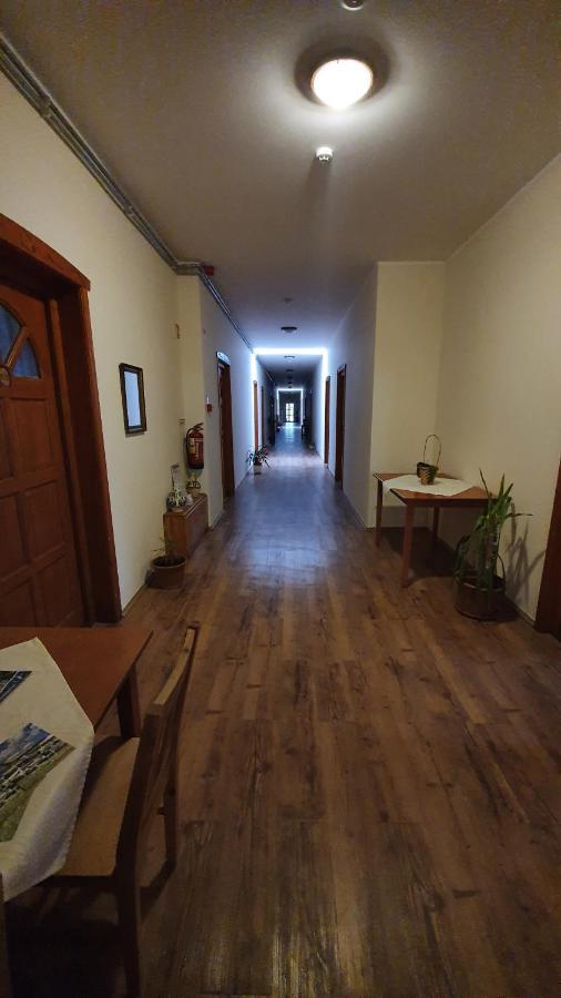 Anna Panzio Hotel Dunavarsany Bagian luar foto