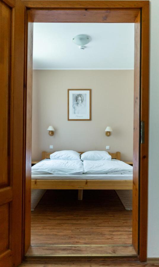 Anna Panzio Hotel Dunavarsany Bagian luar foto